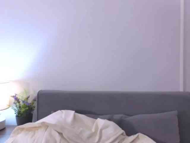 MiaFoxy webcam