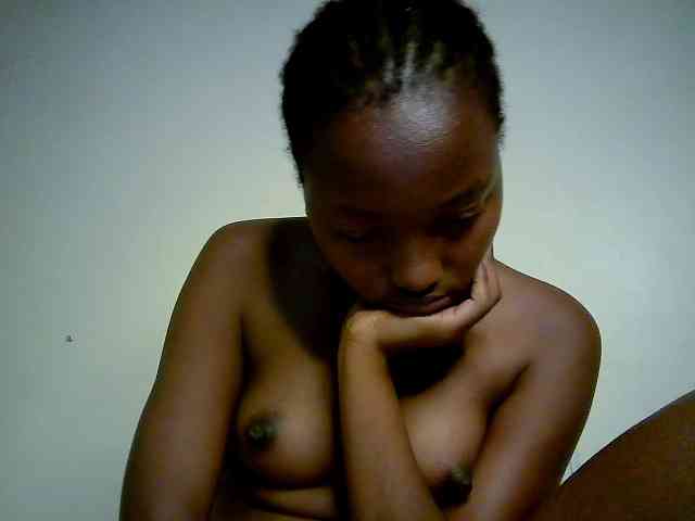 Brownchickebony webcam