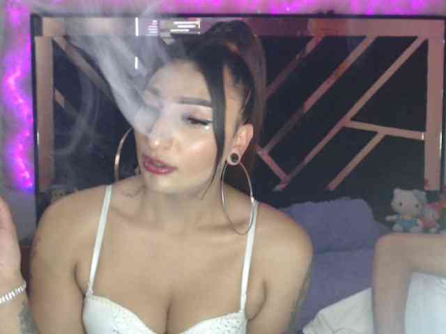 Fun-couple's cam show statistics and live stream