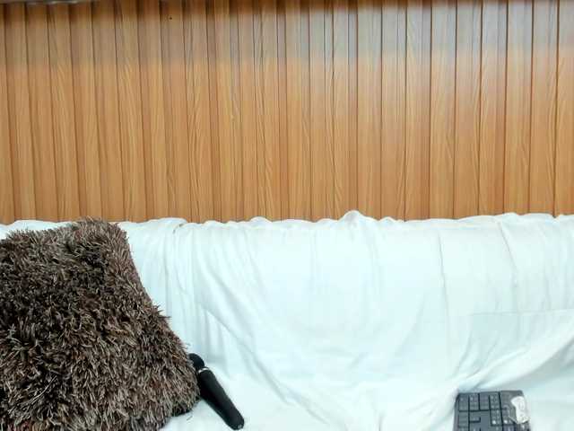 riley-reid-milf live cam on BongaCams