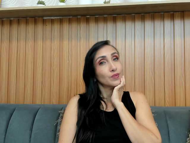 riley-reid-milf live webcam show