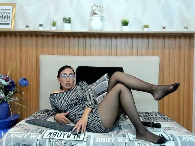 riley-reid-milf live cam on BongaCams