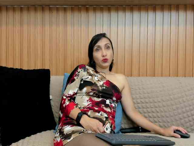 riley-reid-milf webcam