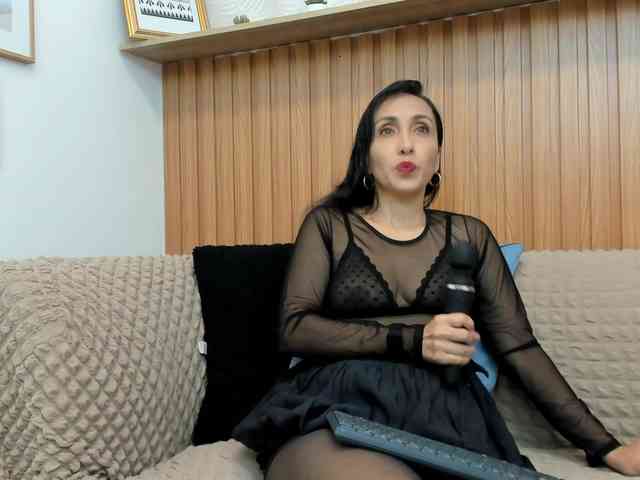 riley-reid-milf webcam