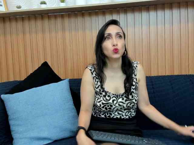 riley-reid-milf webcam