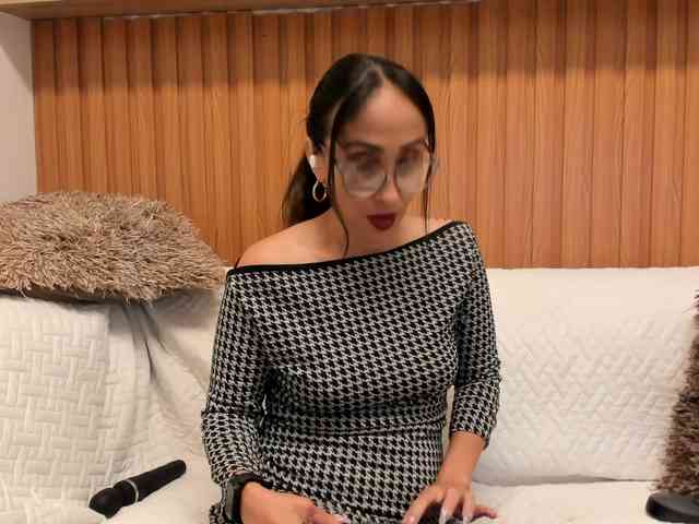 riley-reid-milf webcam