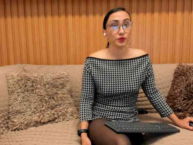 riley-reid-milf webcam