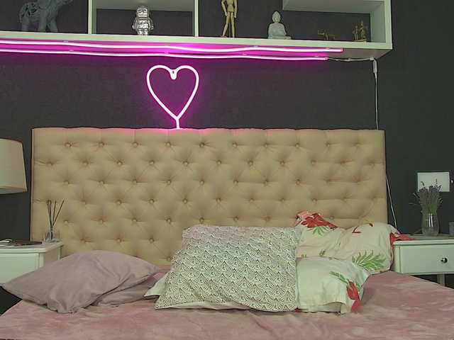 AuraMilf live cam on BongaCams