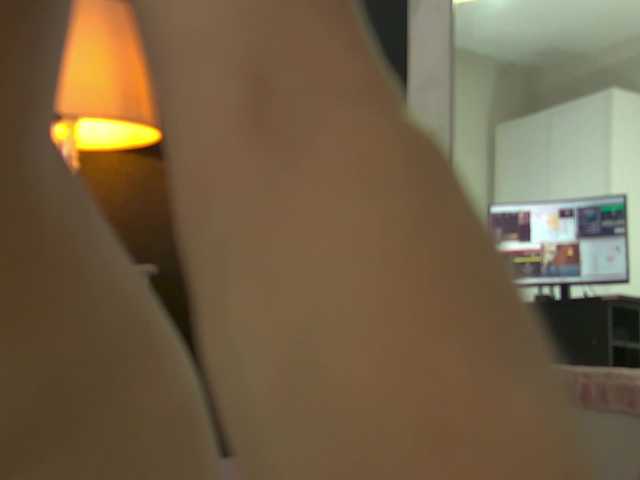 AuraMilf live webcam show