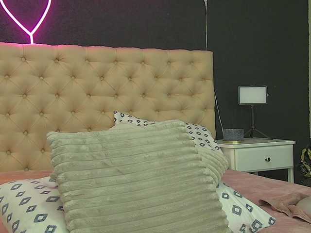 AuraMilf live cam on BongaCams