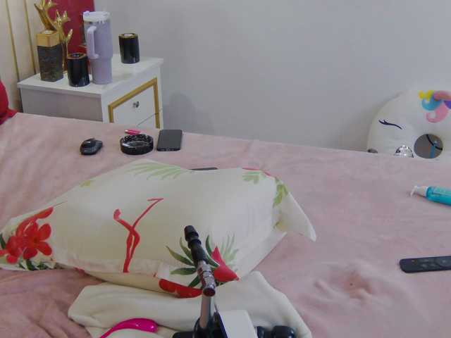 AuraMilf live cam on BongaCams