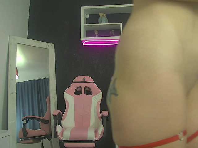 AuraMilf live cam on BongaCams