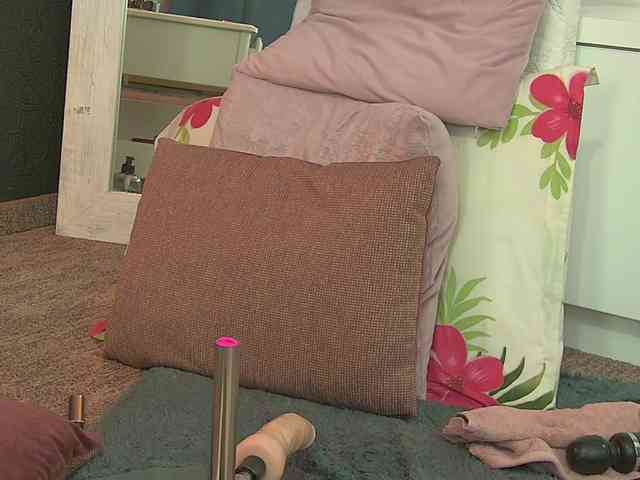 AuraMilf webcam