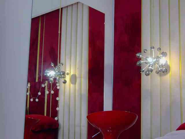 AuraMilf webcam
