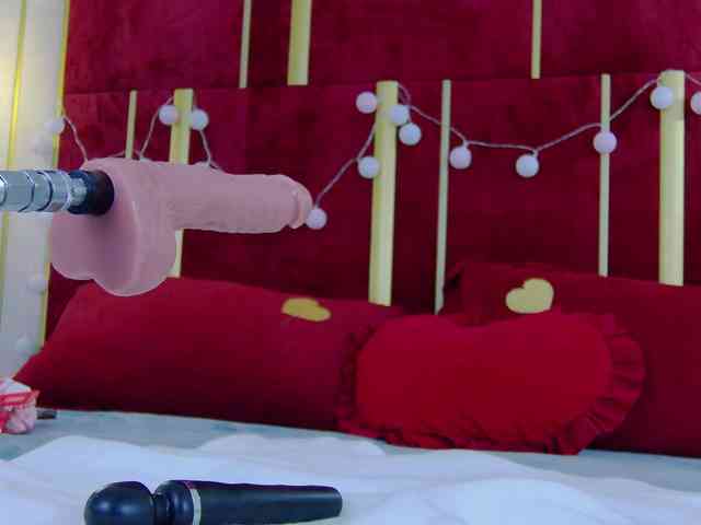 AuraMilf webcam