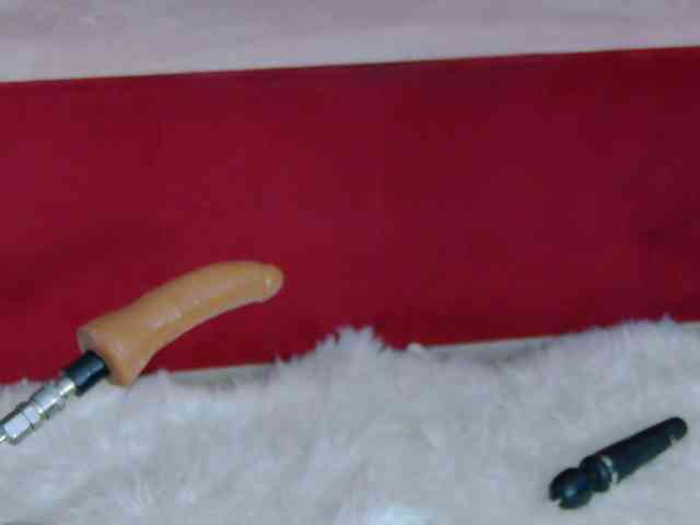 AuraMilf
