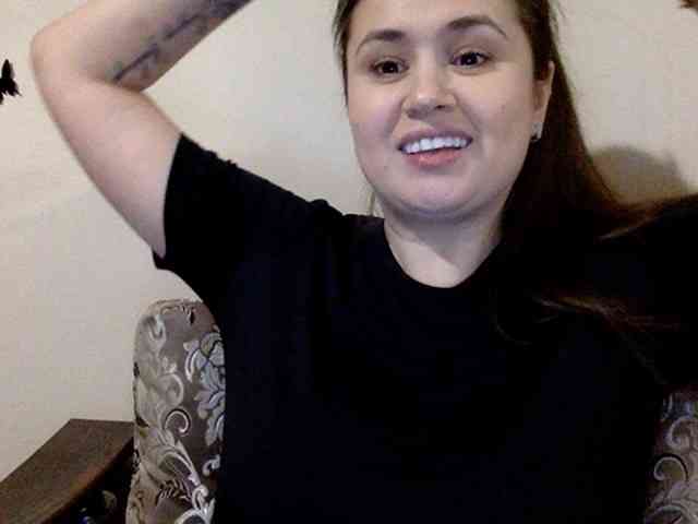Miki196 webcam