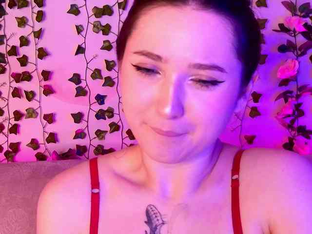 CuteBunnyX webcam