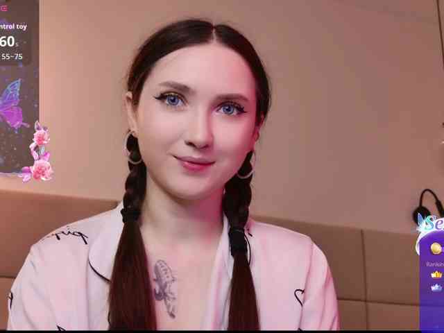 CuteBunnyX webcam