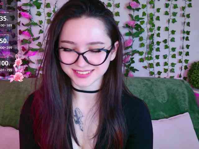 CuteBunnyX webcam
