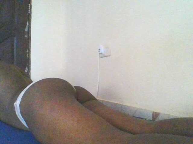 Cute-latasha live cam preview