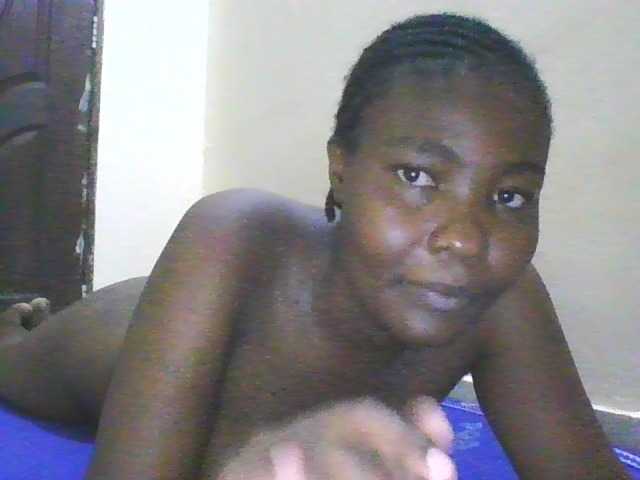 Cute-latasha live cam preview