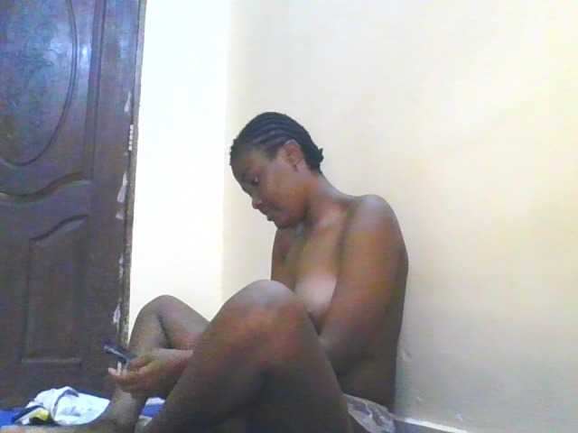 Cute-latasha live cam on BongaCams