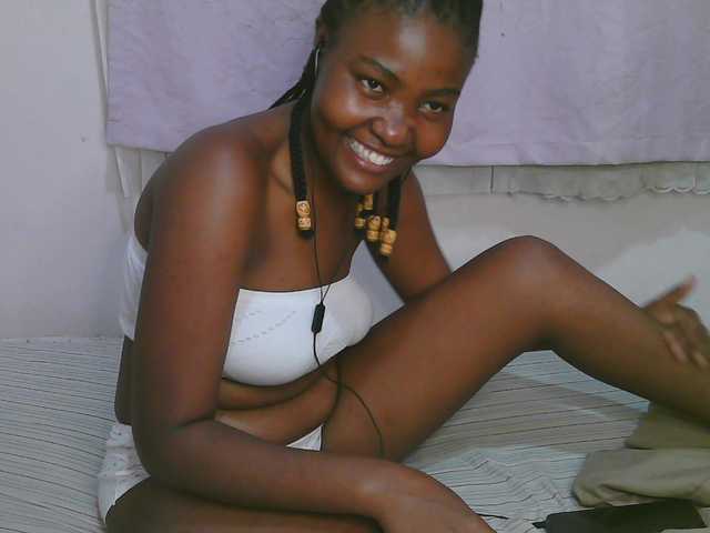 Cute-latasha live cam on BongaCams