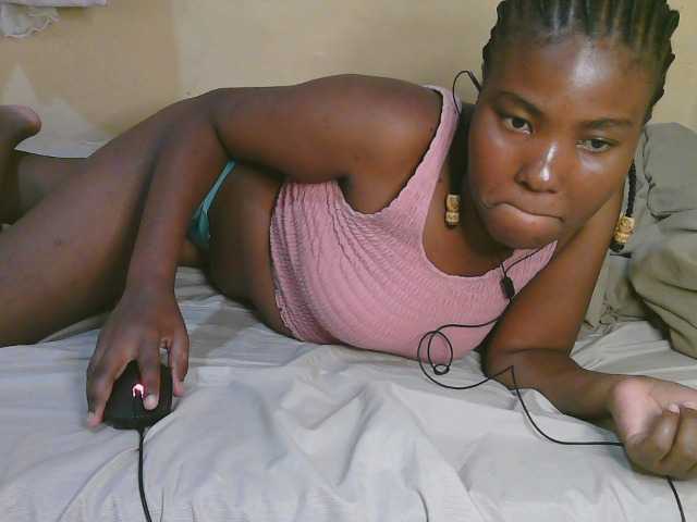 Cute-latasha live cam on BongaCams