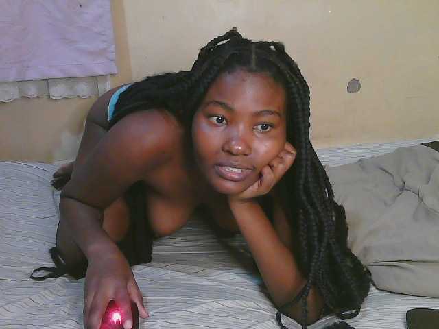 Cute-latasha live cam on BongaCams