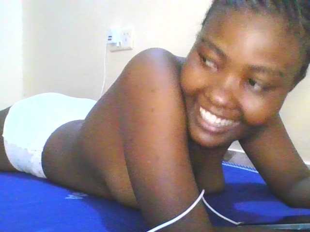 Cute-latasha live cam preview