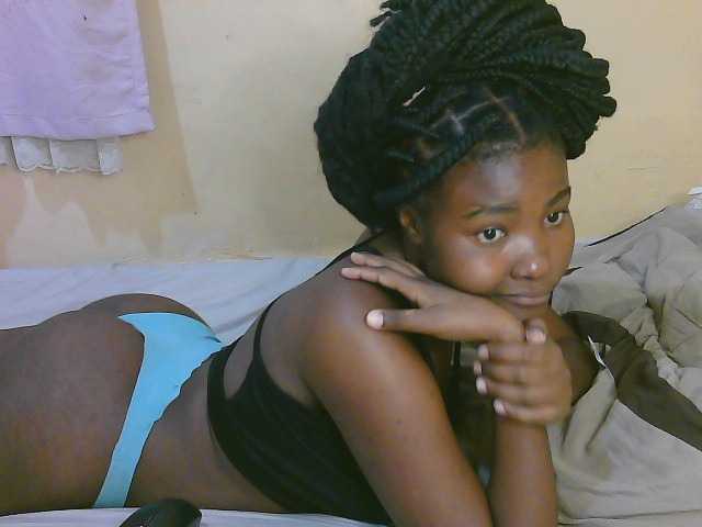 Cute-latasha live cam on BongaCams