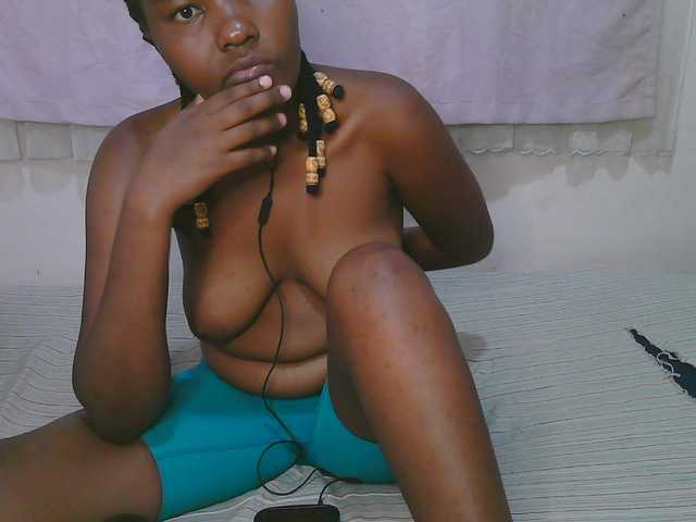 Cute-latasha live webcam show