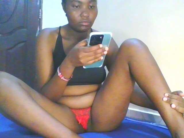 Cute-latasha live cam on BongaCams