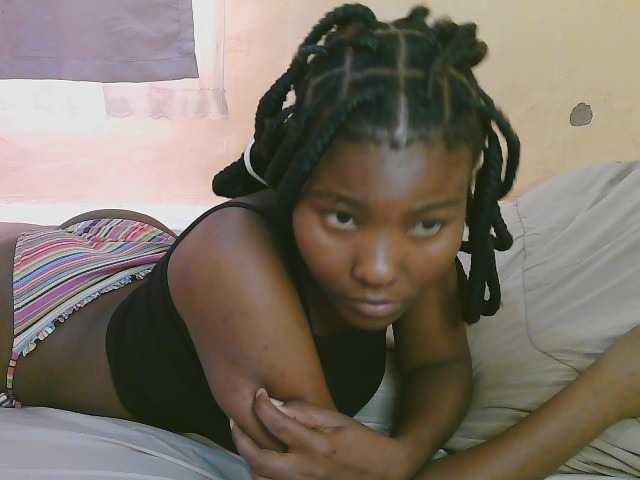 Cute-latasha live cam on BongaCams