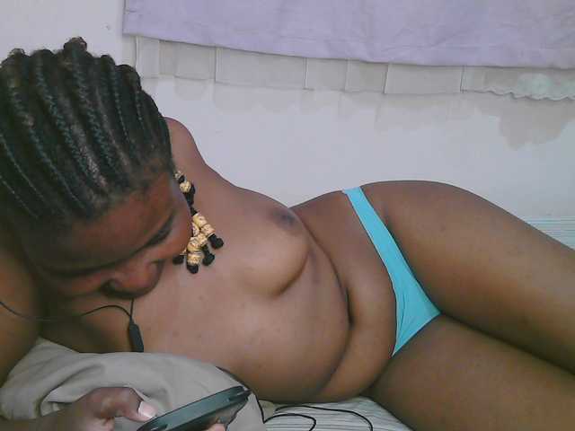 Cute-latasha live cam on BongaCams