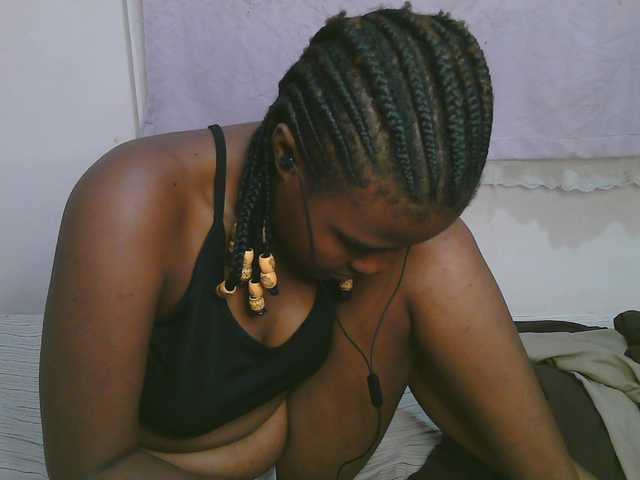 Cute-latasha live cam on BongaCams