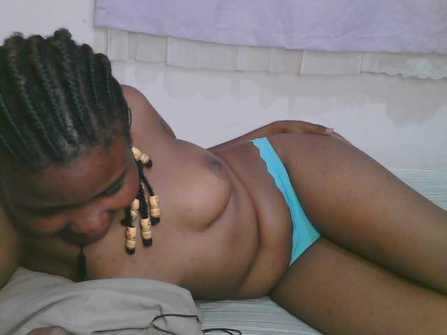 Cute-latasha live cam on BongaCams