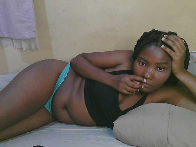 Cute-latasha live cam on BongaCams