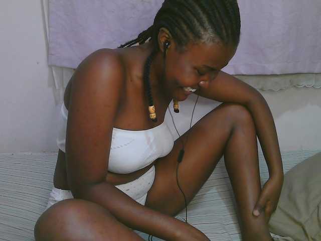Cute-latasha live cam on BongaCams