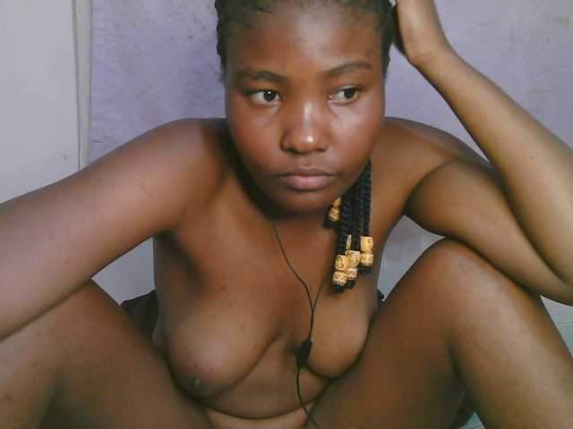 Cute-latasha live cam on BongaCams