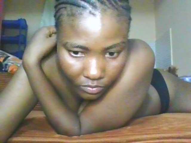 Cute-latasha live cam on BongaCams