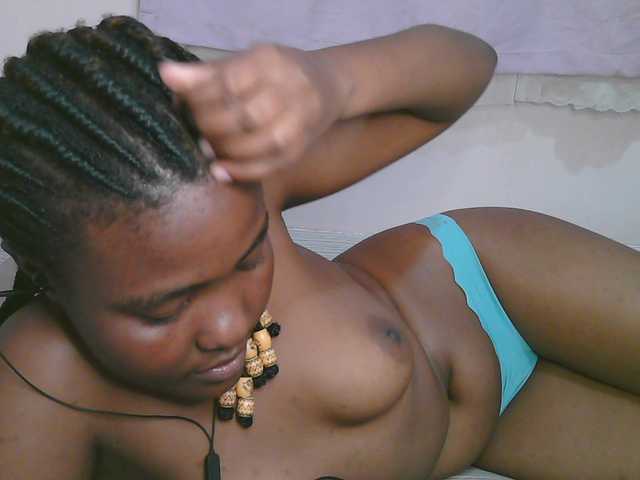 Cute-latasha live cam on BongaCams