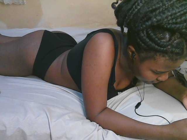 Cute-latasha live cam on BongaCams