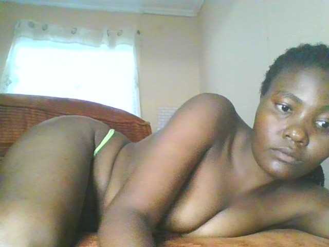 Cute-latasha — live female cam