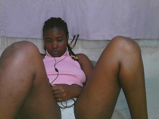 Cute-latasha Live Cam su BongaCams