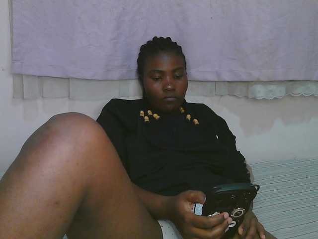 Cute-latasha live cam on BongaCams