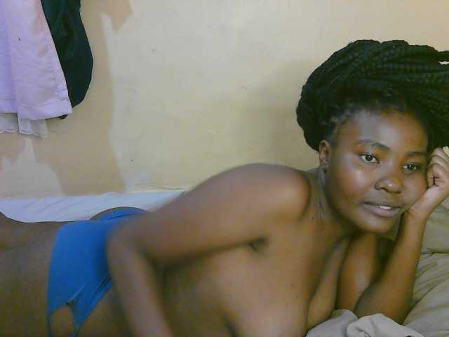 Cute-latasha live cam on BongaCams