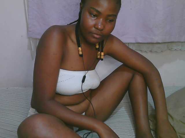 Cute-latasha live cam on BongaCams