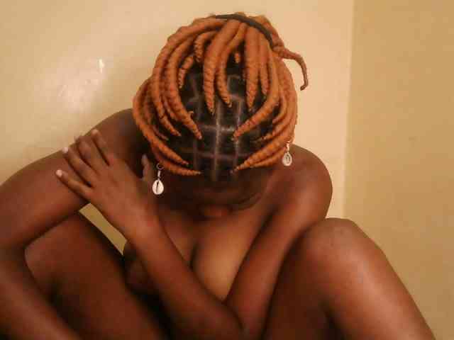Cute-latasha webcam